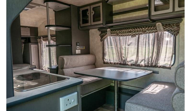 
								Caravan Jurgens Exclusive full									