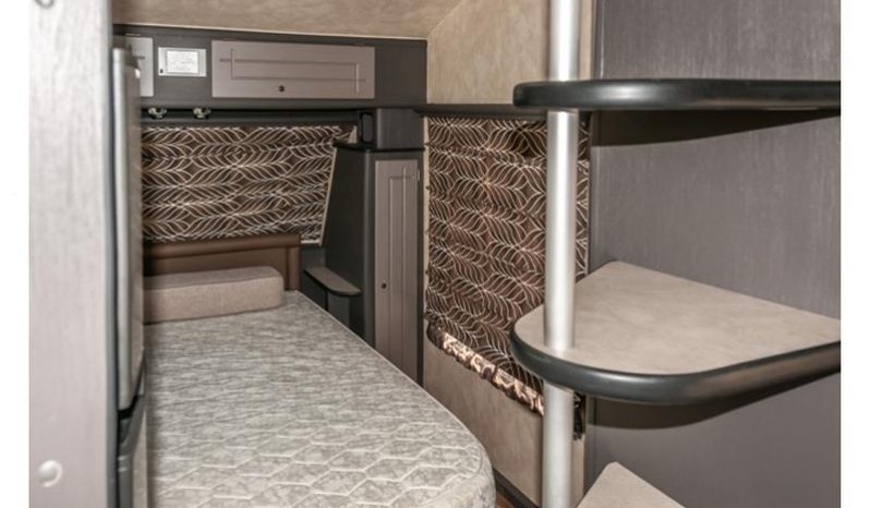 
								Caravan Jurgens Exclusive full									