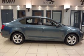 SKODA OCTAVIA 1.6 SE TDI DSG 5d AUTO 109 BHP FULL SERVICE HISTOR