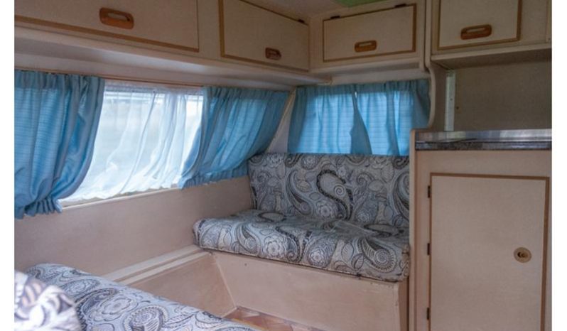 
								Caravan Gypsey Regal full									