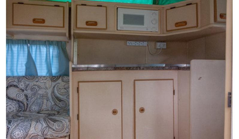 
								Caravan Gypsey Regal full									