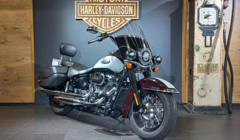 
								Harley Davidson Softail Heritage Classic 114 full									