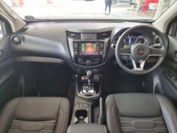 
										Nissan Navara 2.5D Pro-4X D Cab 4X4 At full									