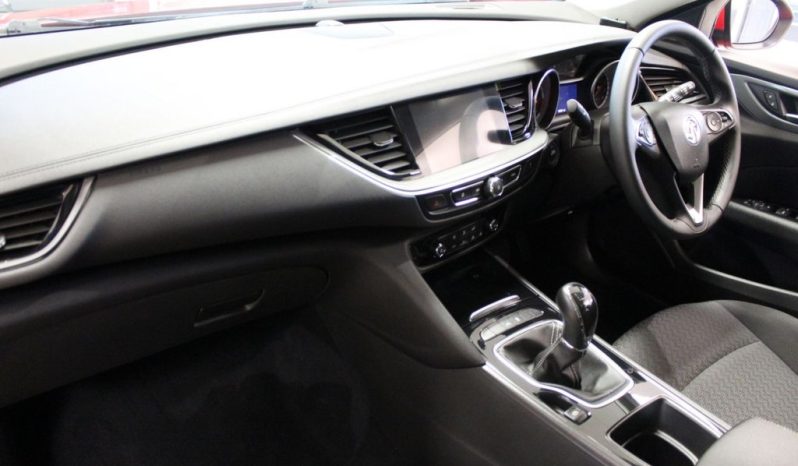 
								VAUXHALL INSIGNIA SPORTS TOURER 1.6 DESIGN NAV ECOTEC 5d 108 BHP SAT NAV + BLUETOO full									