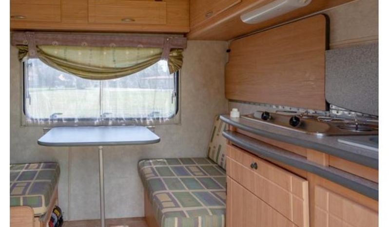 
								Caravan Gypsey Romany full									