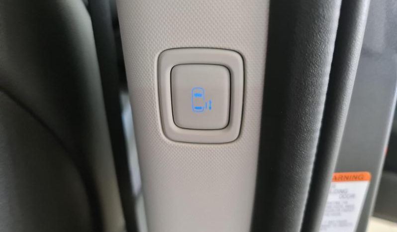 
								Hyundai Staria 2.2D Elite 9 Seater At full									
