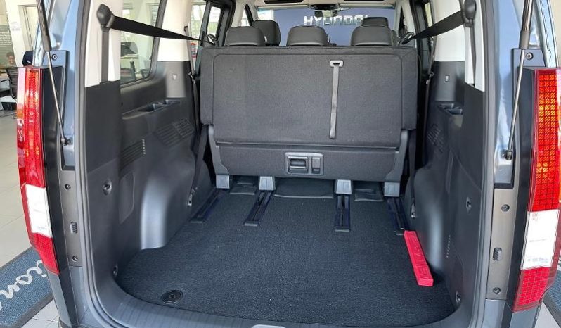 
								Hyundai Staria 2.2D Executive 9 Seater At full									