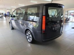 
										Hyundai Staria 2.2D Elite 9 Seater At full									