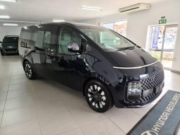 
										Hyundai Staria 2.2D Luxury 9 Seater At full									