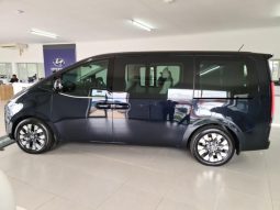
										Hyundai Staria 2.2D Luxury 9 Seater At full									