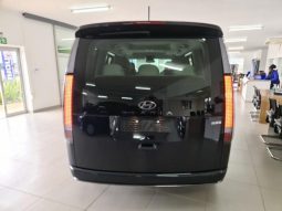 
										Hyundai Staria 2.2D Luxury 9 Seater At full									