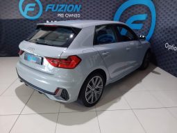 
										Audi A1 Sportback 30 Tfsi S Line S Tronic full									