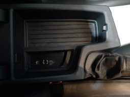 
										BMW 3 Series Sedan 328i M Sport Steptronic full									