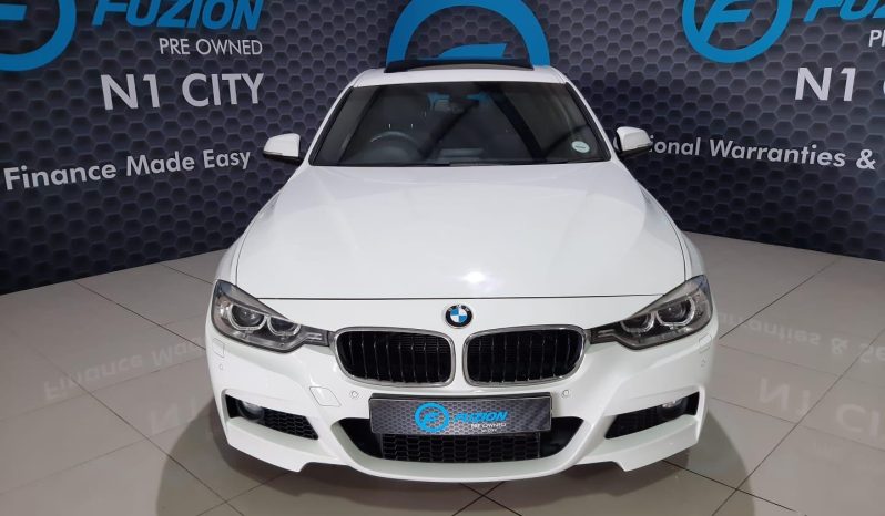 
								BMW 3 Series Sedan 328i M Sport Steptronic full									