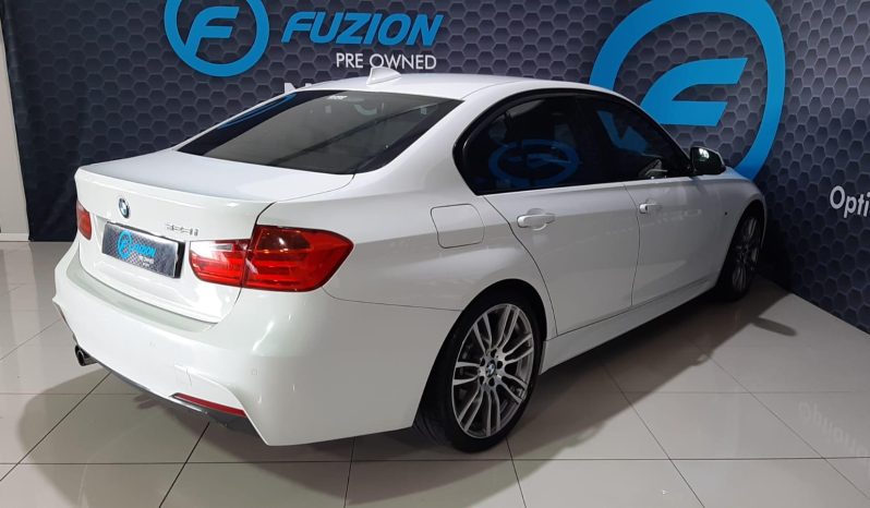 
								BMW 3 Series Sedan 328i M Sport Steptronic full									