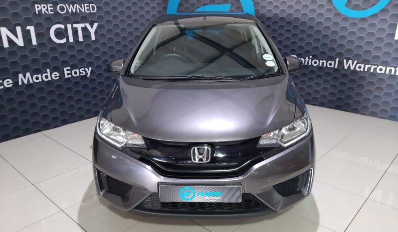 
								Honda Jazz 1.2 Comfort Cvt full									
