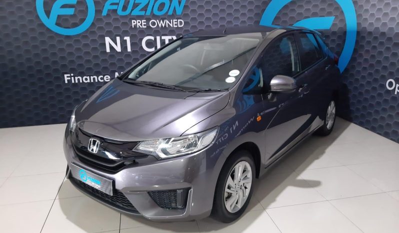 
								Honda Jazz 1.2 Comfort Cvt full									
