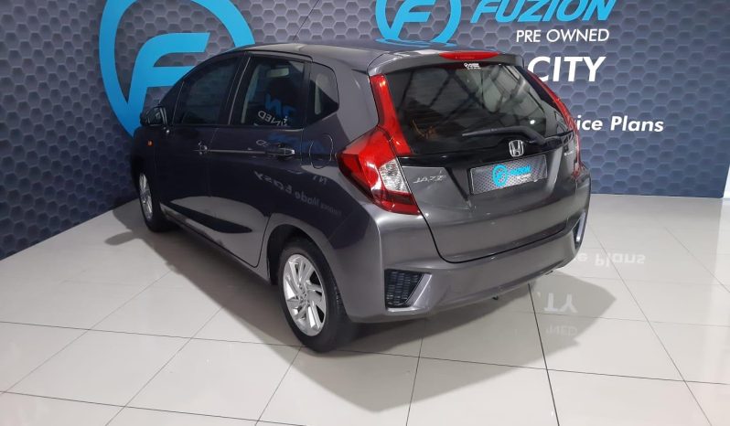 
								Honda Jazz 1.2 Comfort Cvt full									