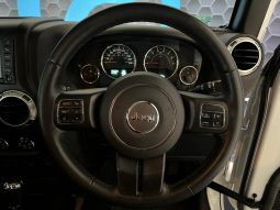 
										Jeep Wrangler Unlimited 3.6 Sahara At full									
