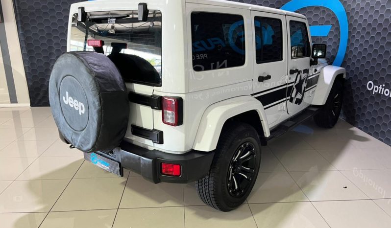 
								Jeep Wrangler Unlimited 3.6 Sahara At full									
