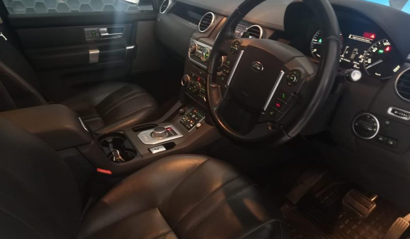 
								Land Rover Discovery 4 3.0 Sd V6 Se At full									