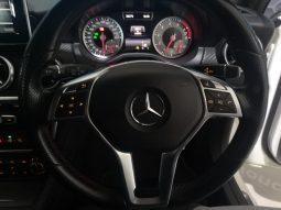 
										Mercedes Benz A-Class A 200 Blueefficiency Amg Sport 7G-D full									