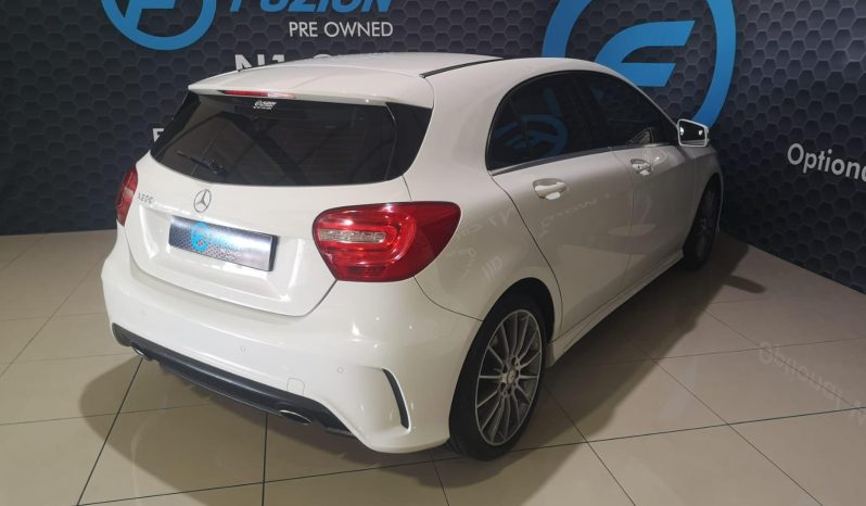
								Mercedes Benz A-Class A 200 Blueefficiency Amg Sport 7G-D full									