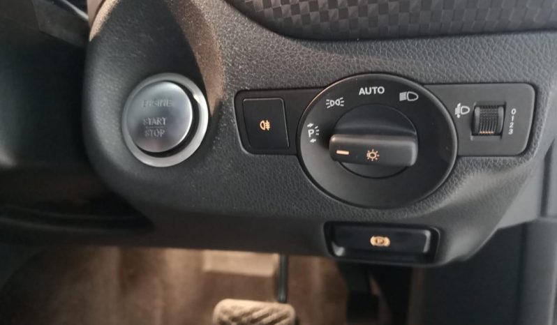 
								Mercedes Benz A-Class A 220 D Urban Line 7G-Dct full									