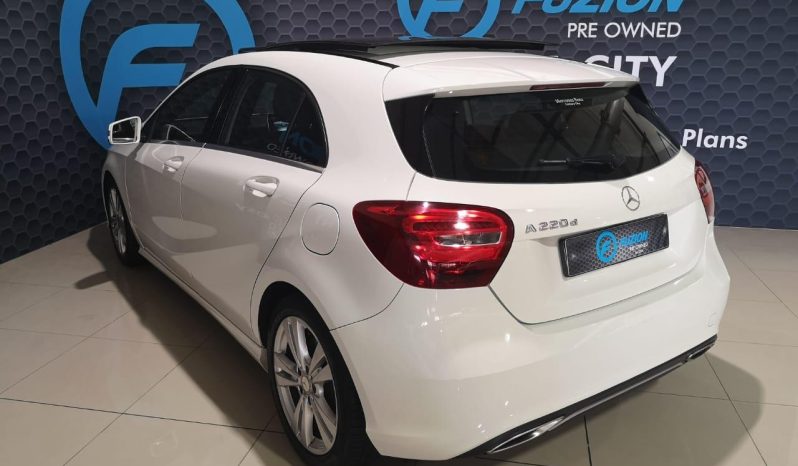 
								Mercedes Benz A-Class A 220 D Urban Line 7G-Dct full									