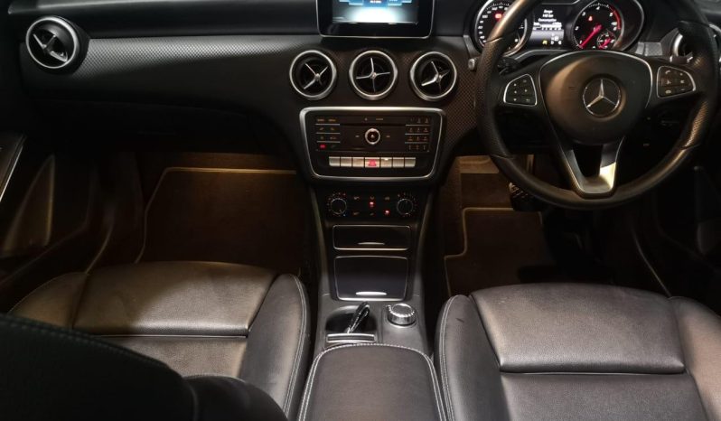 
								Mercedes Benz A-Class A 220 D Urban Line 7G-Dct full									