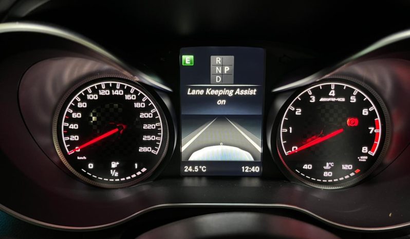 
								Mercedes Benz C-Class Sedan Mercedes-Amg C 43 4matic 9G-Tronic full									