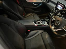 
										Mercedes Benz C-Class Sedan Mercedes-Amg C 43 4matic 9G-Tronic full									