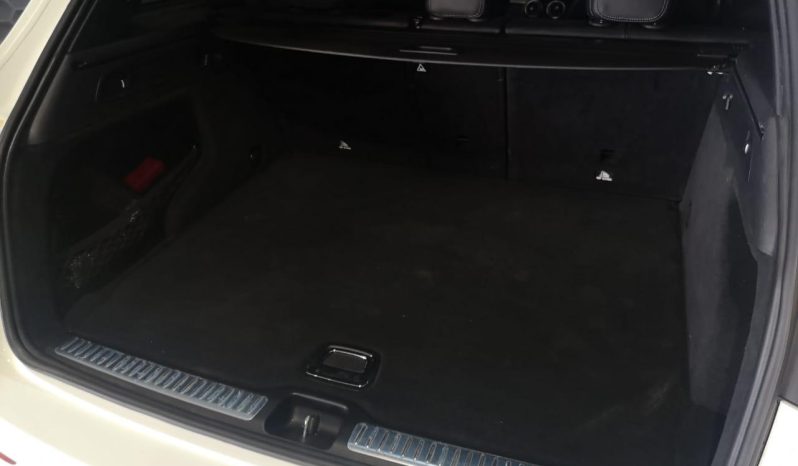 
								Mercedes Benz Glc Glc 250 D 4matic Amg 9G-Tronic full									