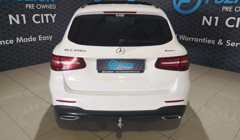 
								Mercedes Benz Glc Glc 250 D 4matic Amg 9G-Tronic full									