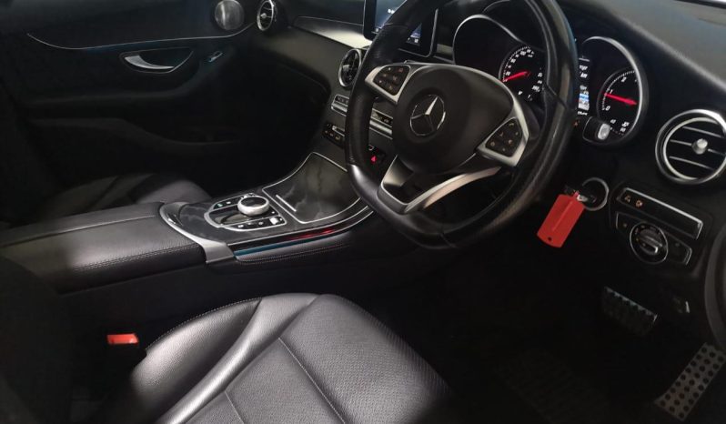 
								Mercedes Benz Glc Glc 250 D 4matic Amg 9G-Tronic full									