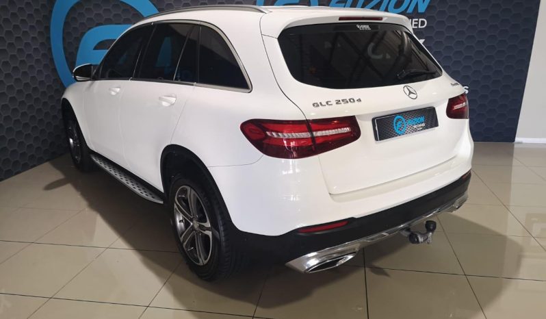 
								Mercedes Benz Glc Glc 250 D 4matic Off-Road 9G-Tronic full									