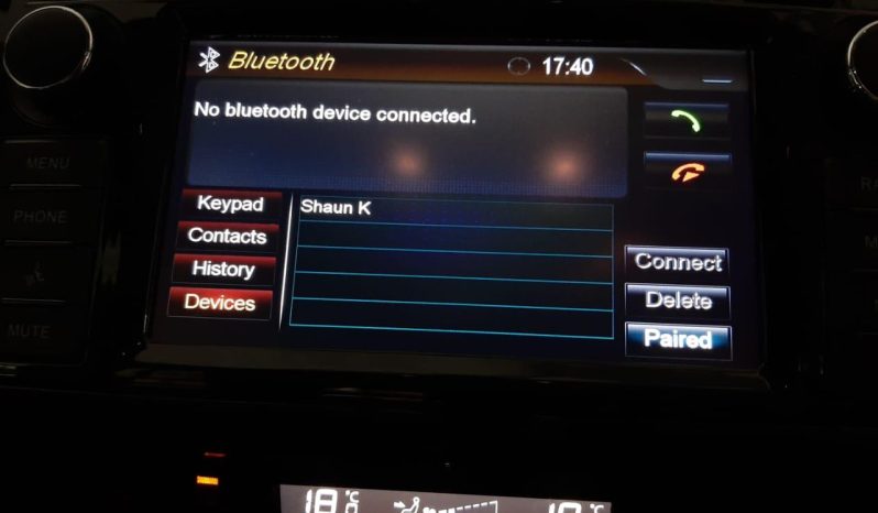 
								Nissan Navara Diesel 2.3D LE 4X4 AT DC + Leather full									
