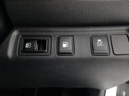 
										Nissan Navara Diesel 2.3D LE 4X4 AT DC + Leather full									