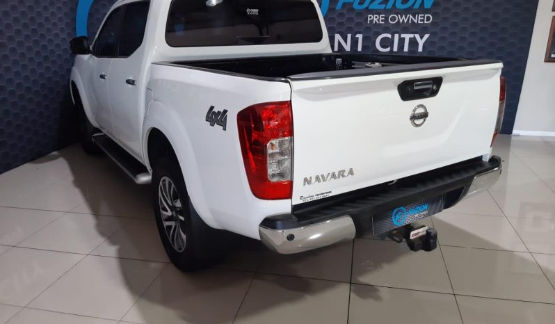 
								Nissan Navara Diesel 2.3D LE 4X4 AT DC + Leather full									