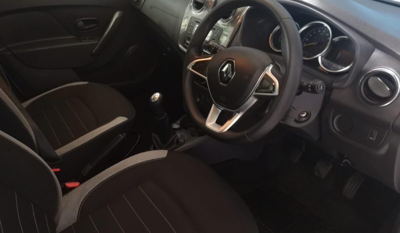 
								Renault Sandero 0.9 Turbo Stepway Expression full									