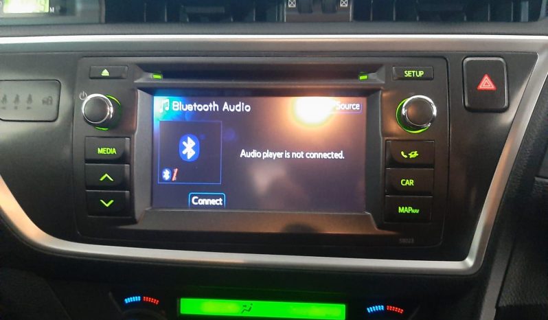 
								Toyota Auris 1.6 Xr Cvt full									