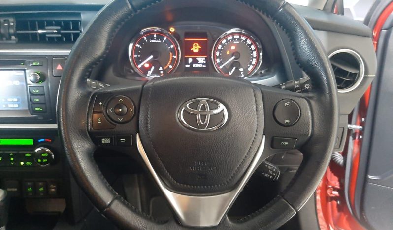 
								Toyota Auris 1.6 Xr Cvt full									