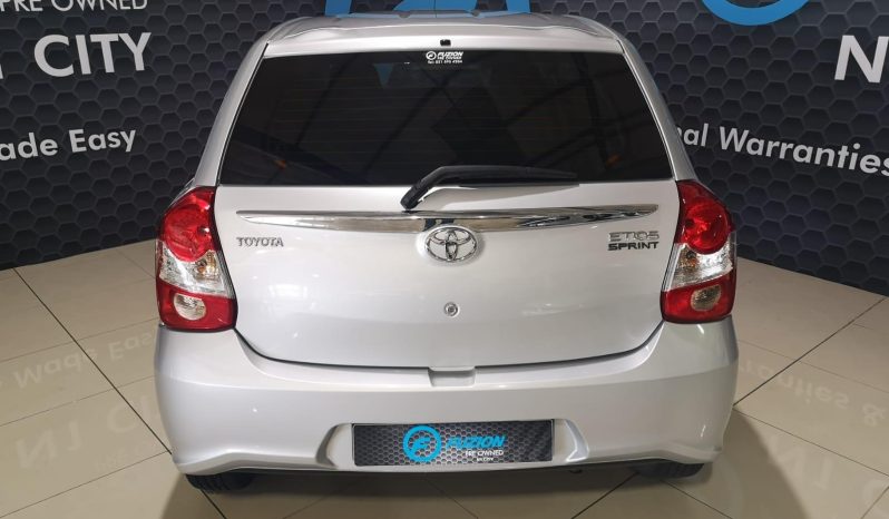 
								Toyota Etios Sc 1.5 Sprint 5-Door full									
