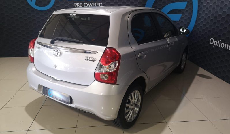 
								Toyota Etios Sc 1.5 Sprint 5-Door full									