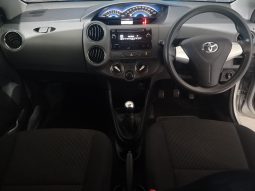 
										Toyota Etios Sc 1.5 Sprint 5-Door full									