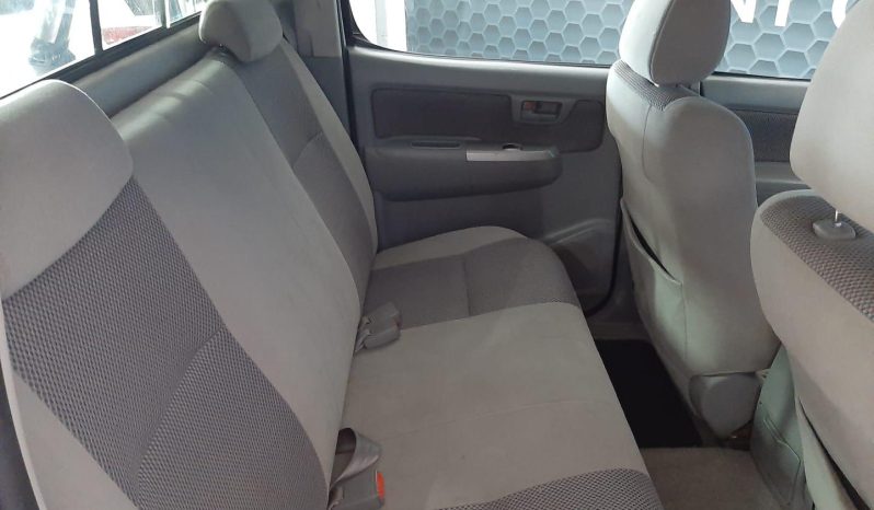 
								Toyota Hilux 3.0 D-4D D/cab 4X4 Raider full									
