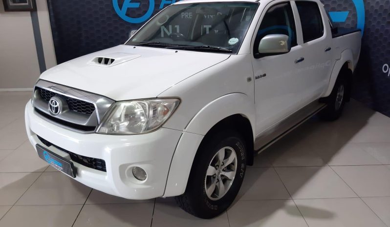 
								Toyota Hilux 3.0 D-4D D/cab 4X4 Raider full									