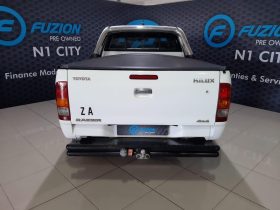 Toyota Hilux 3.0 D-4D D/cab 4X4 Raider