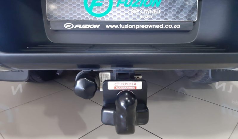 
								Toyota Hilux Dakar Edition 2.8 Gd-6 4X4 D/cab At full									