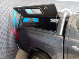 
										Toyota Hilux Dakar Edition 2.8 Gd-6 4X4 D/cab At full									